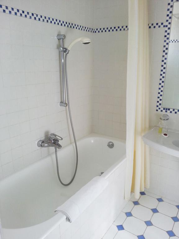 Hotel Les Palmiers Saint-Tropez Room photo