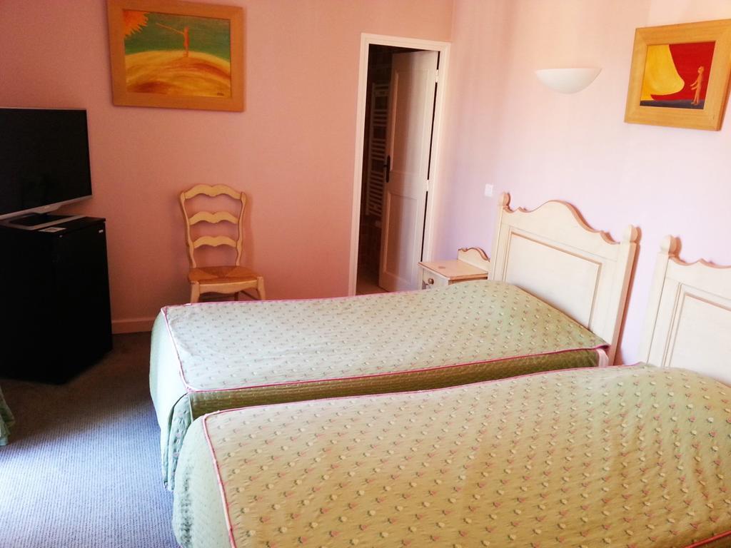 Hotel Les Palmiers Saint-Tropez Room photo