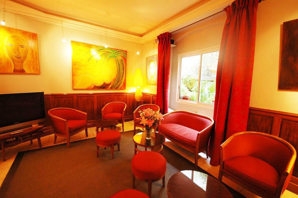 Hotel Les Palmiers Saint-Tropez Exterior photo