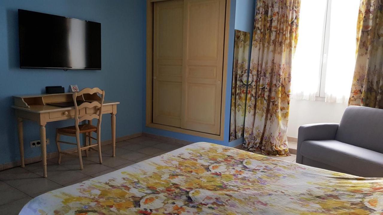 Hotel Les Palmiers Saint-Tropez Exterior photo